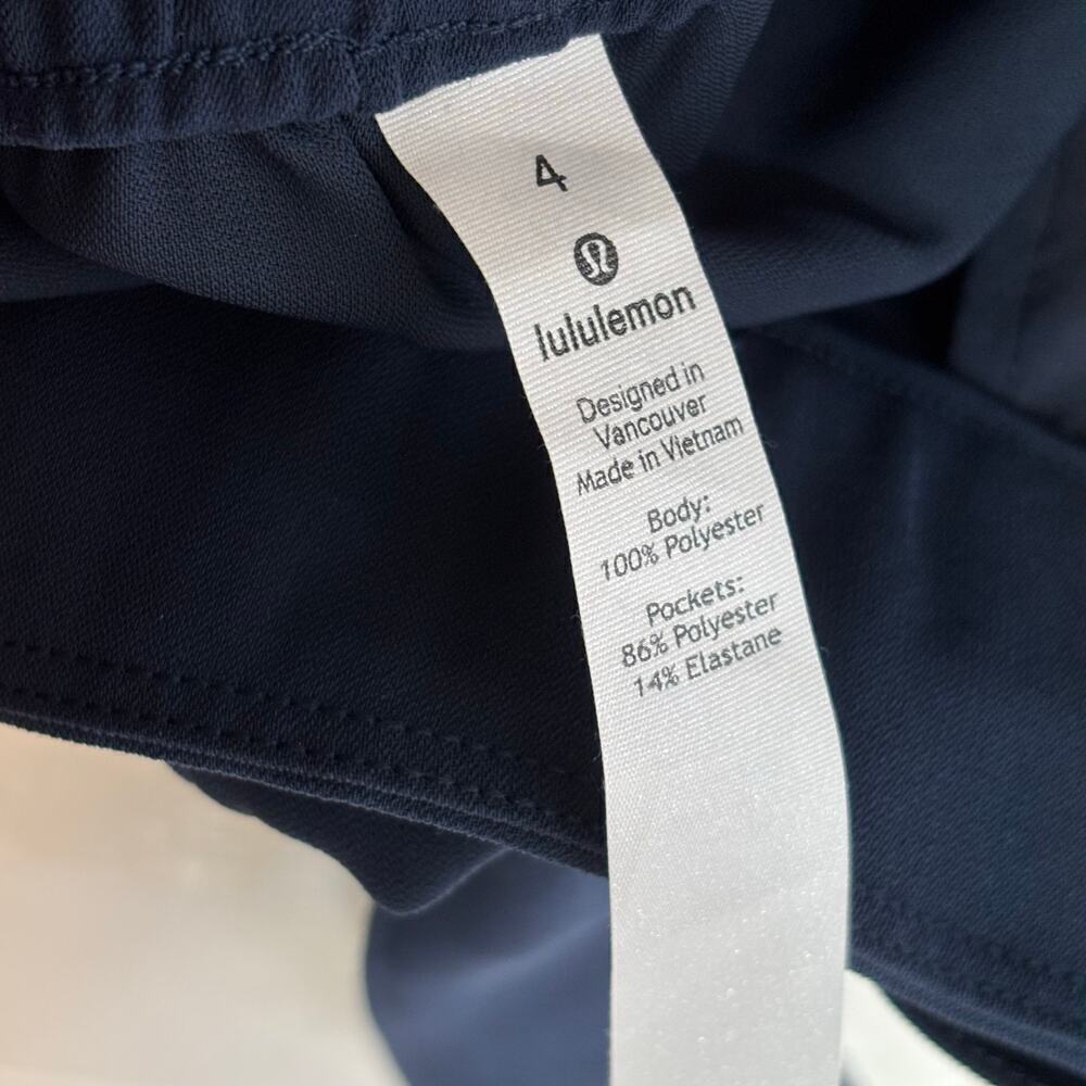 Lululemon Noir Cropped Navy Blue Tie Waist Wide Leg High Rise Size 4 - Picture 3 of 7